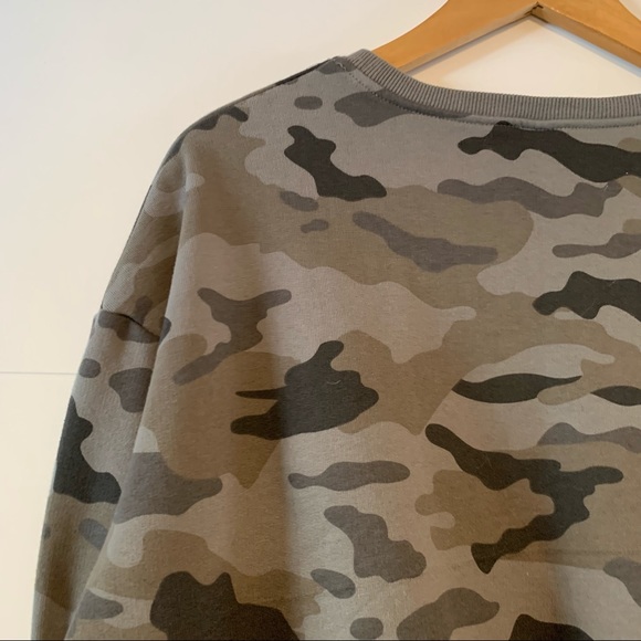 Design Lab | Camo Lace Up Sweatshirt - Picture 8 of 13